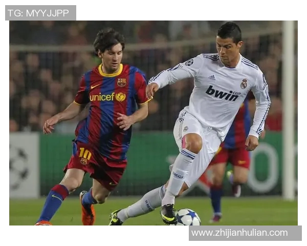 足球传奇人物解析:从梅西到C罗的辉煌历程与球场智慧